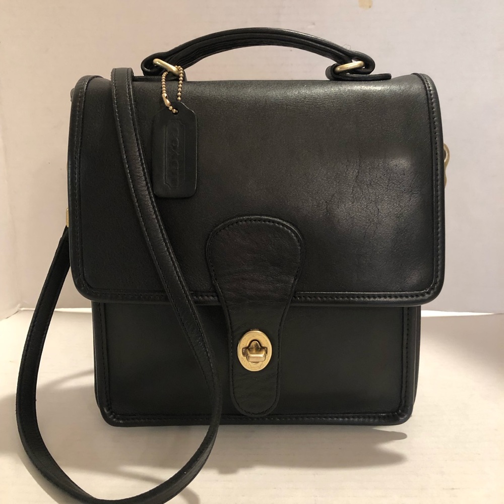 Authentic Classic Coach Station Bag